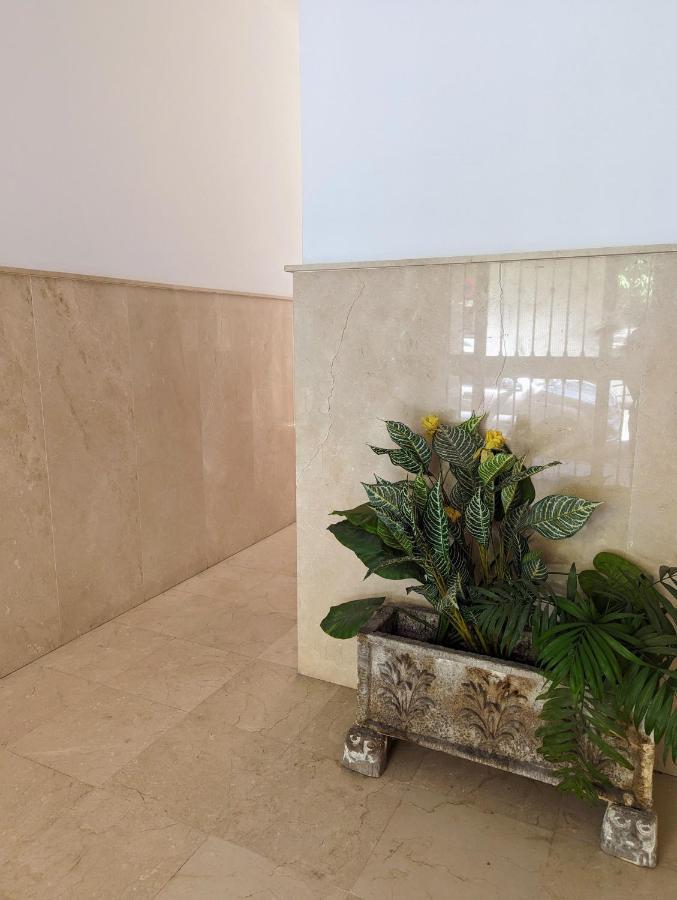 M-Odern Apartment Seville Luaran gambar